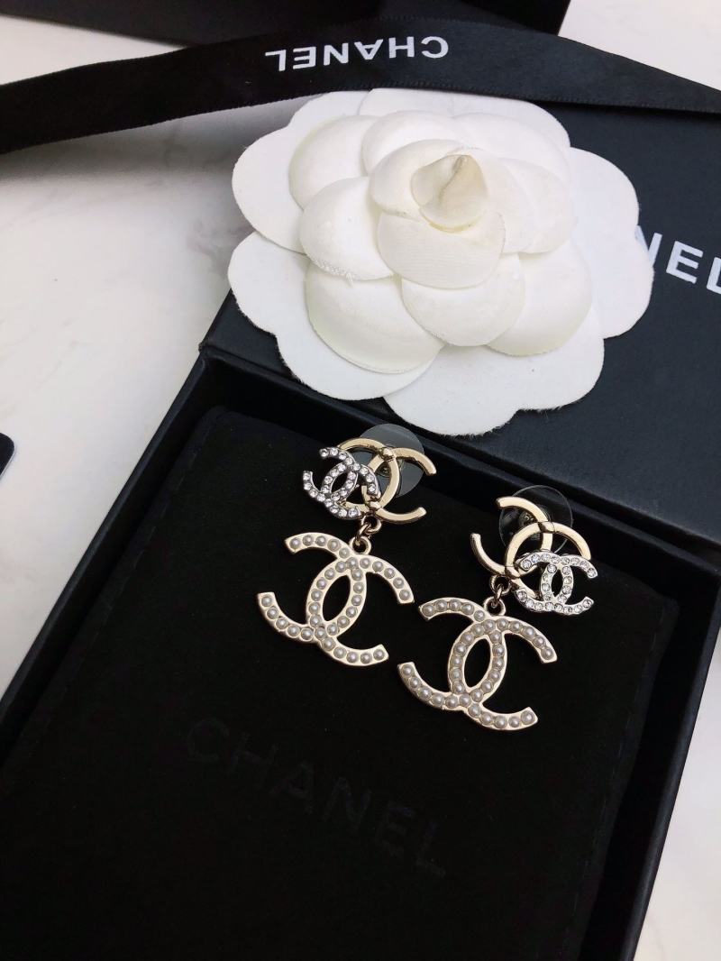 Ch**el earrings